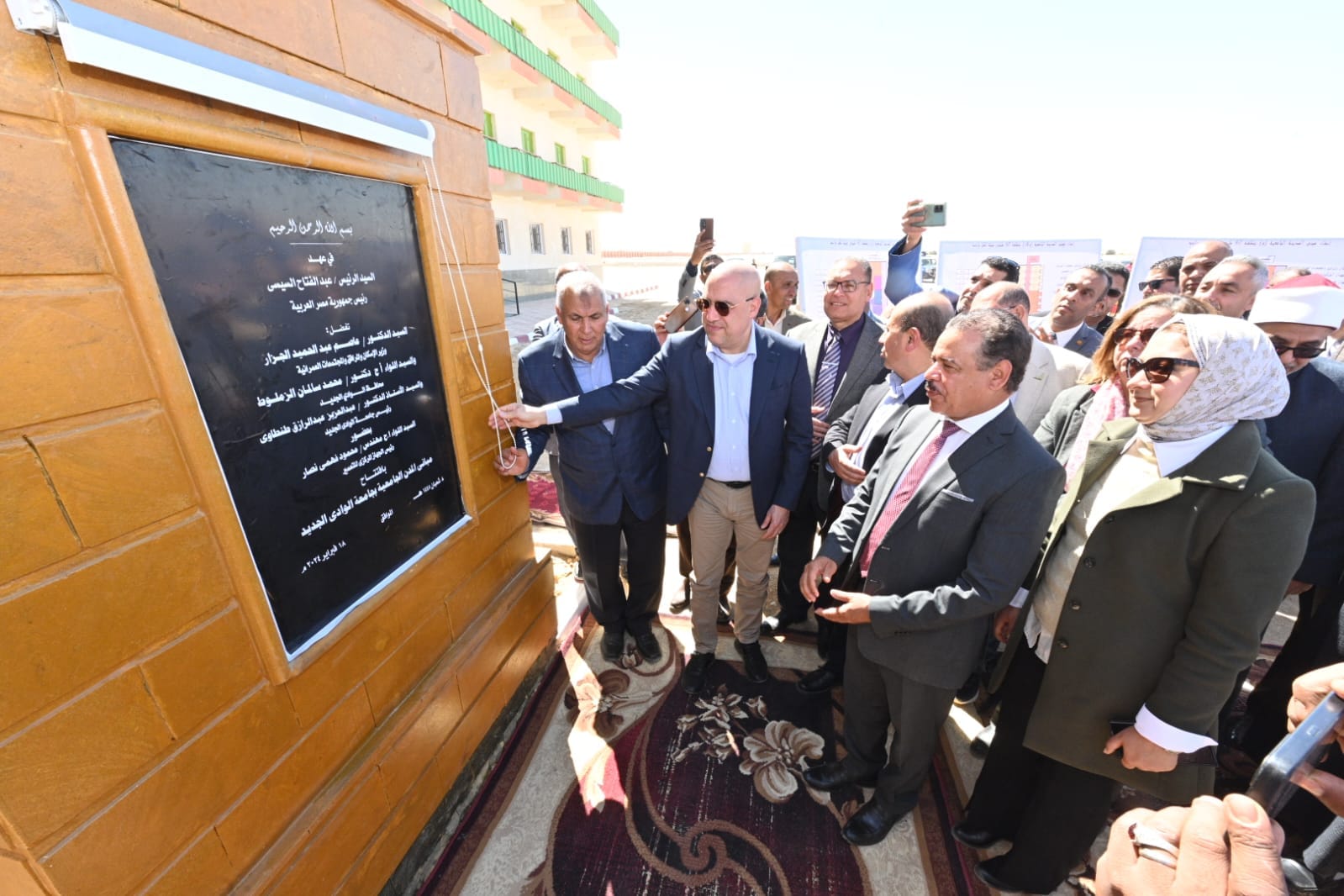 "المركزي للتعمير" ينفذ مشروعات في الوادي الجديد بـ6.5 مليار جنيه منذ 2014