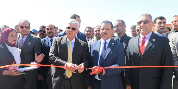 وزير التعليم العالي يفتتح مشروعات بجامعة الوادي الجديد بتكلفة 2 مليار جنيه