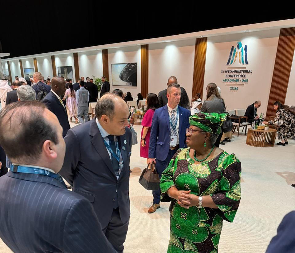 وزير الصناعة يشارك في جلسة دعم مصايد الأسماك بمؤتمر "التجارة العالمية"