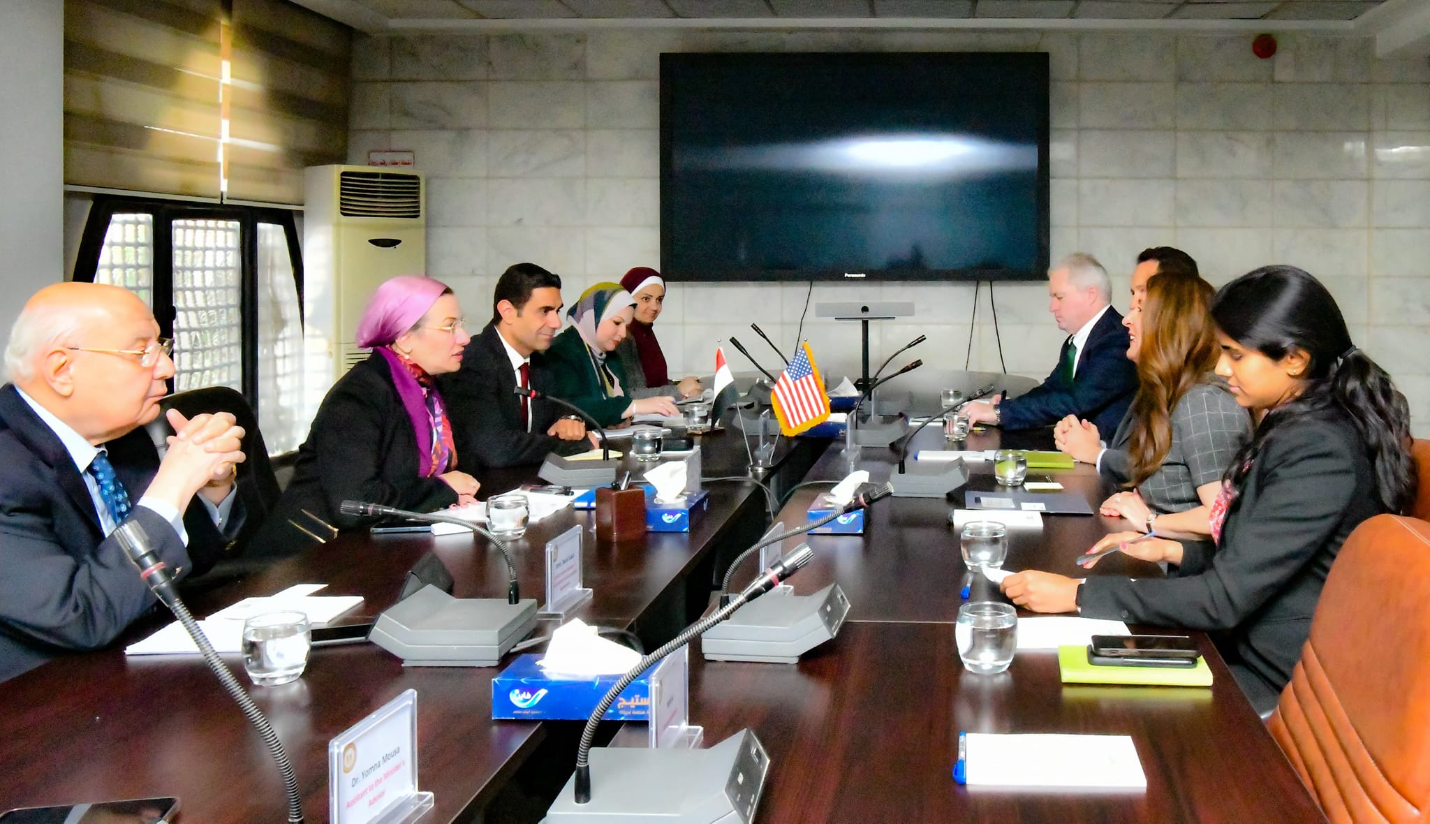 «فؤاد» تبحث مع السفيرة الأمريكية تعزيز التعاون فى مجال البيئة والمناخ والتنوع البيولوجى