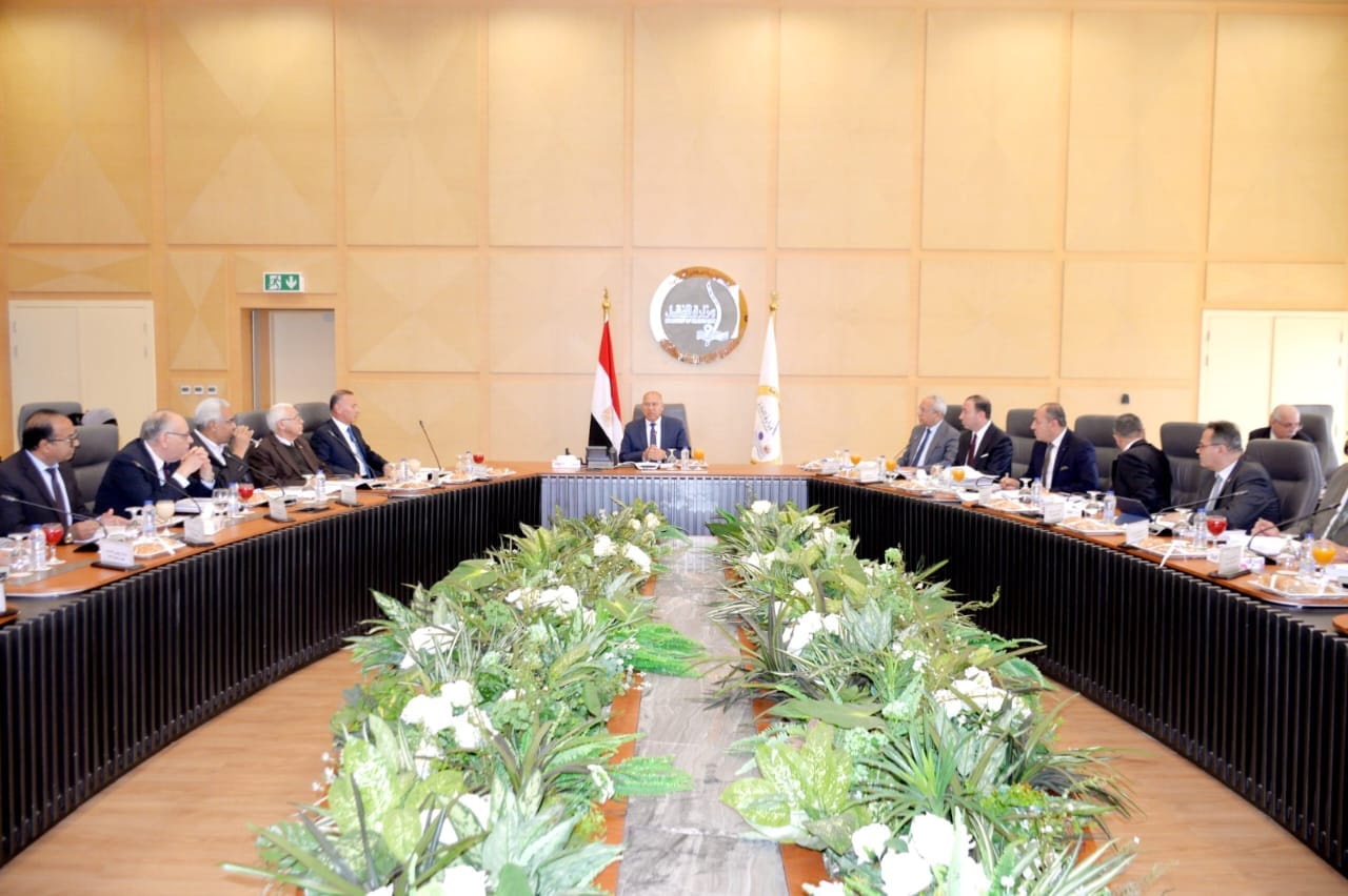 4.2 مليار جنيه صافي أرباح “القابضة للنقل البحري” في 2023-2022