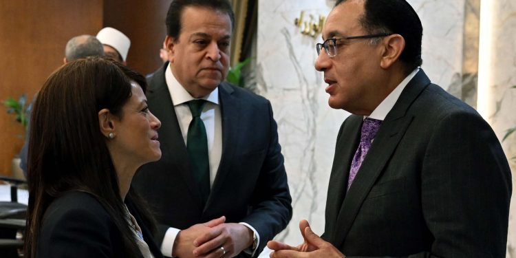 "المشاط" تستعرض ملامح برنامج سياسات التنمية المشترك مع البنك الدولي