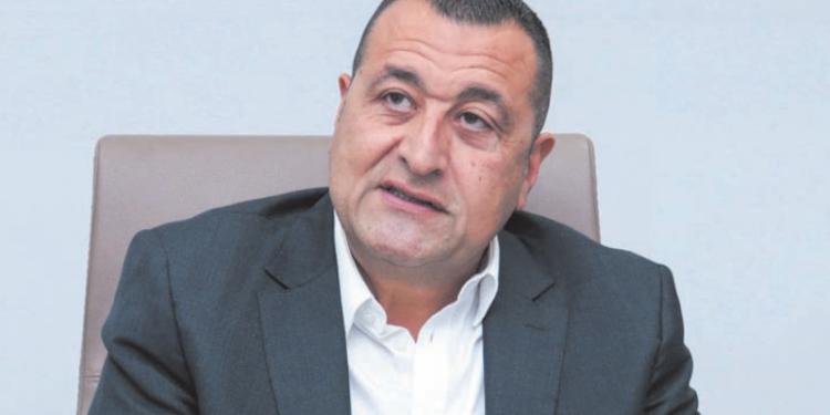 عمرو أبو العزم الرئيس التنفيذى لشركة إرادة إرادة لتمويل المشروعات الصغيرة