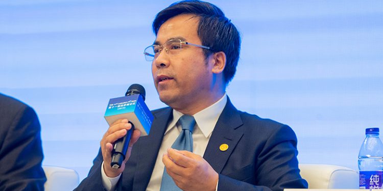 الرئيس السابق لبنك الصين يواجه اتهامات بتلقي رشاوى