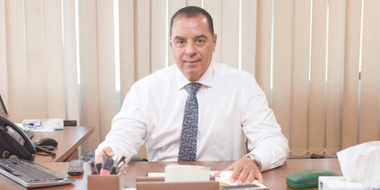 عادل والى العضو المنتدب لشركة الأهلى لإدارة الاستثمارات