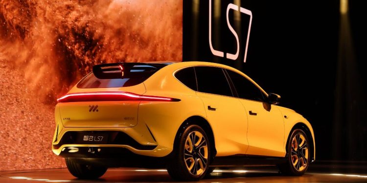 سيارت آي إم موتورز