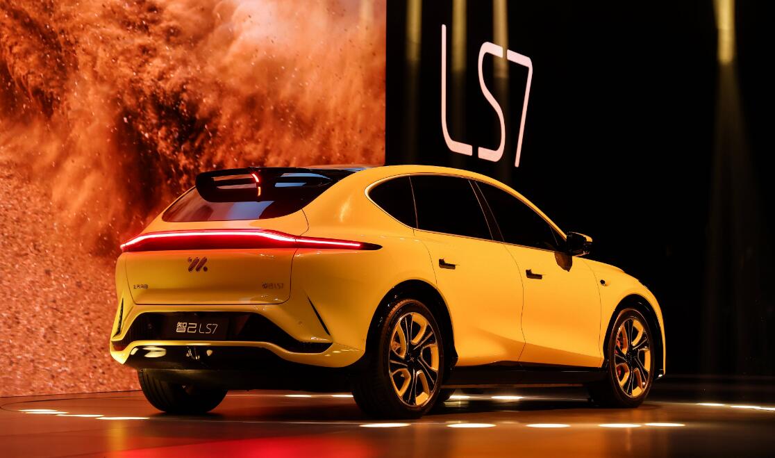 سيارت آي إم موتورز