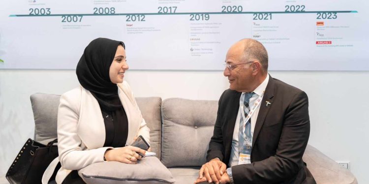 "طاقة" السعودية تسعى لزيادة استثماراتها فى مصر 4 مرات خلال عامين