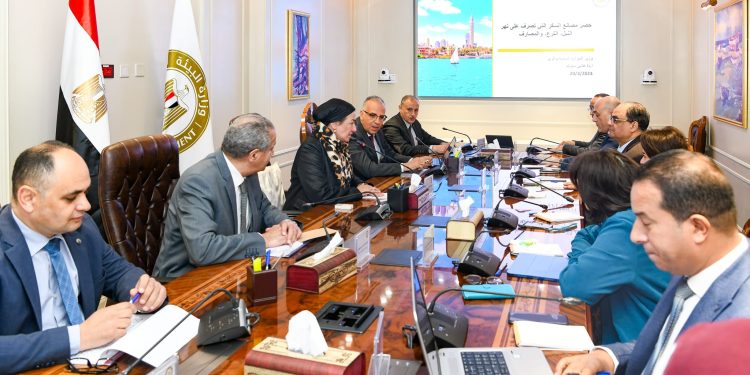 تنسيق حكومى لحماية الموارد المائية من مخلفات مصانع السكر