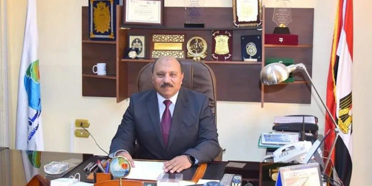 عبدالحميد عصمت ، رئيس مجلس الإدارة شركة مياه الشرب والصرف الصحي بمحافظات القناة