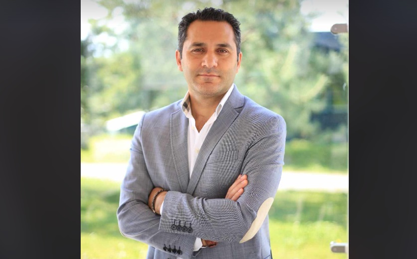 نفزات كرمان.. المدير العام لشركة "فيليب موريس - مصر والمشرق العربى"