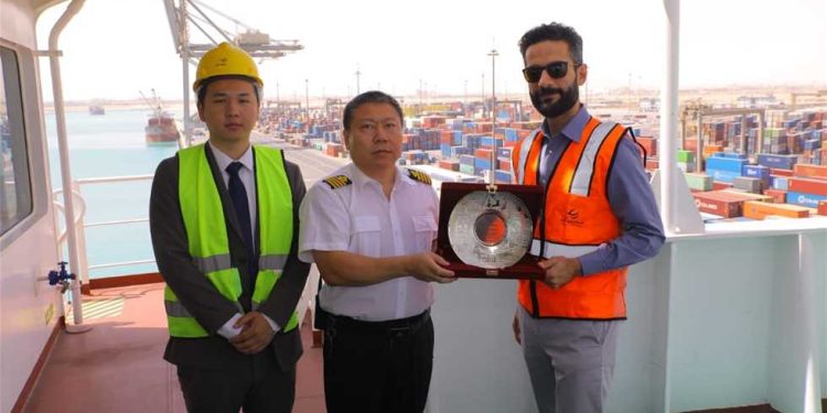 "موانئ دبى السخنة" تستقبل أول سفينة تابعة للخط الصينى "CULines"