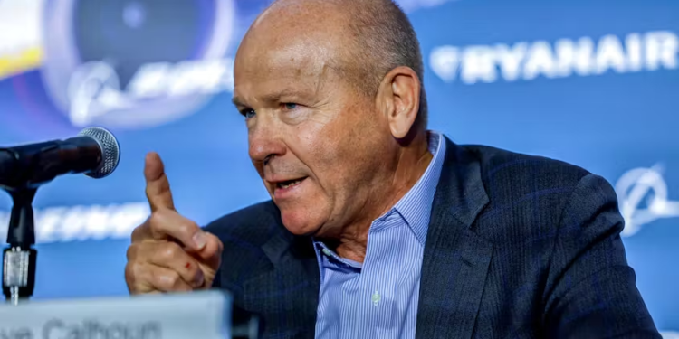 "بوينج" تعلن ارتفاع تعويضات "ديف كالهون" إلى 33 مليون دولار بـ2023