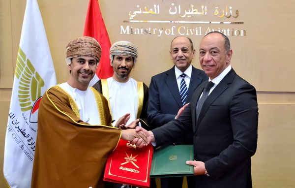 توقيع اتفاق ثنائي في مجال النقل الجوي بين مصر وسلطنة عمان