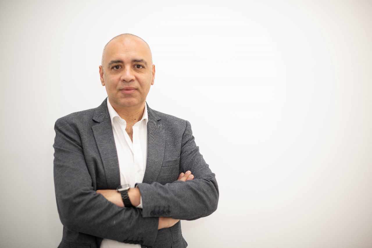 مختار عمر نائبًا للرئيس التنفيذى للقطاع التجارى بشركتى "حدائق" و"تشريف"