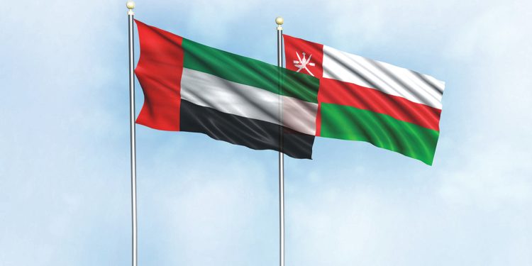 الإمارات وعمان