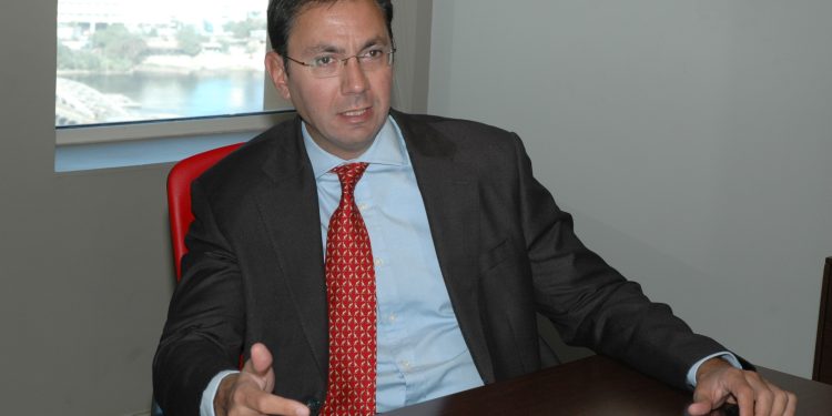 الدكتور أحمد بدر الدين رئيس مجلس الإدارة غير التنفيذى لمجموعة مستشفيات كليوباترا،