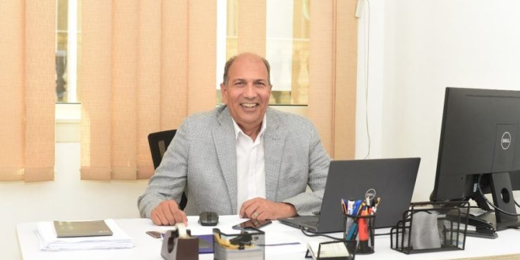 مجدى غازى الرئيس التنفيذى لمدينة طربول الصناعية
