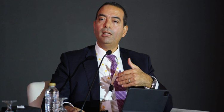 أيمن سليمان