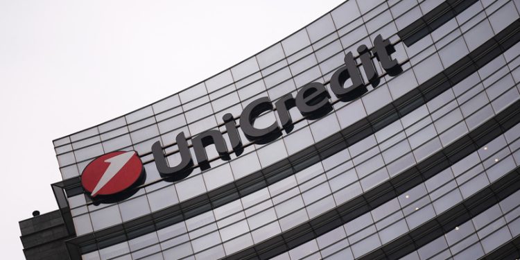 يوني كريديت