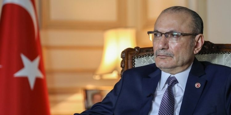 السفير التركي، صالح موطلو شن