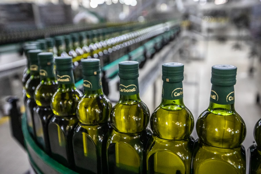 أحد منتجات شركة ديوليو الإسبانية لصناعة زيت الزيتون