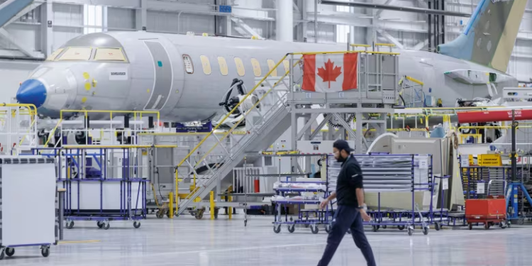 جلسات استماع حول إعفاء شركات الطيران الكندية من عقوبات التيتانيوم الروسي