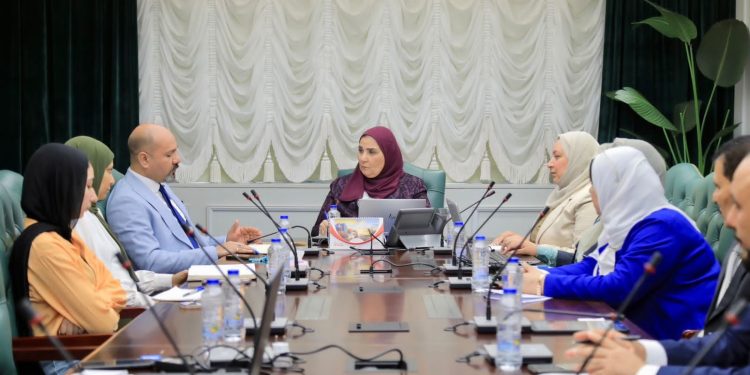 "القباج" تبحث موقف أصول "التضامن الاجتماعي" وفرص الاستثمار