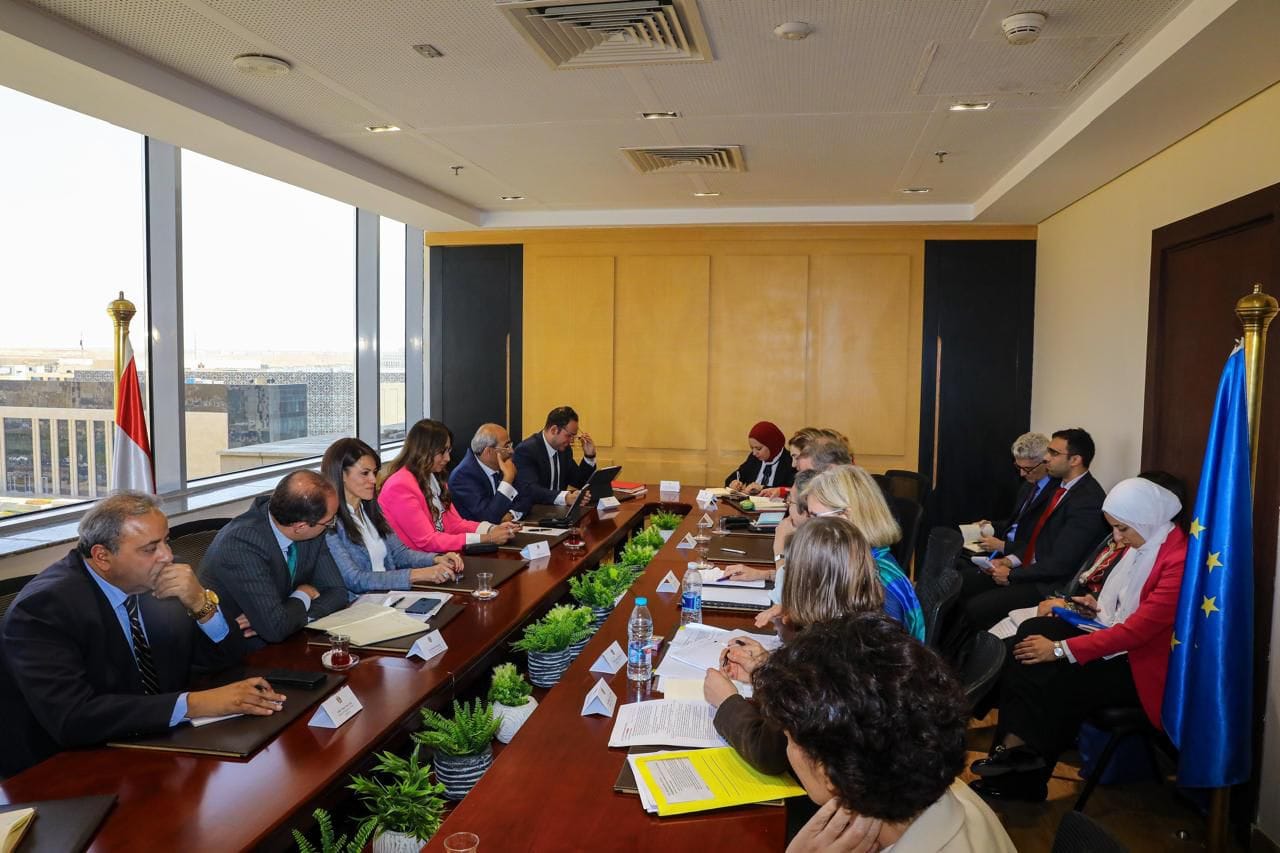 اجتماعات بين الحكومة وبعثة الاتحاد الأوروبي لمناقشة إجراءات الإصلاح الاقتصادي