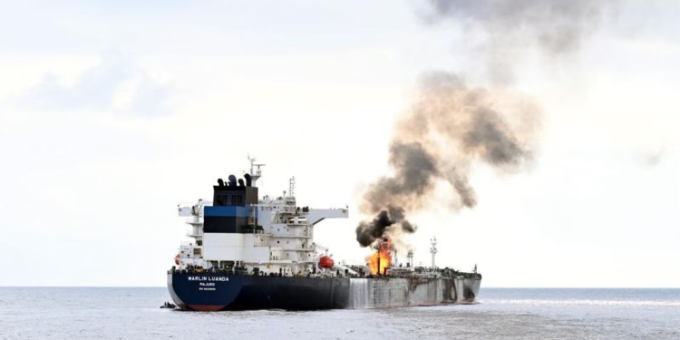 ناقة نفط في البحر الأحمر