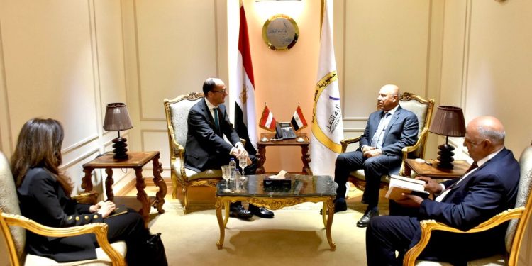 وزير النقل: لا استيراد لمهمات السكك الحديدية.. وسنسعى لتصديرها