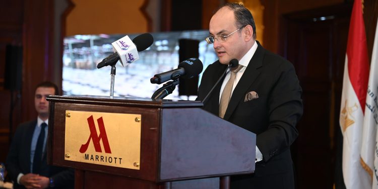 وزير التجارة: القطاع الصناعي يحقق نمو 3.8% خلال 2022-2023