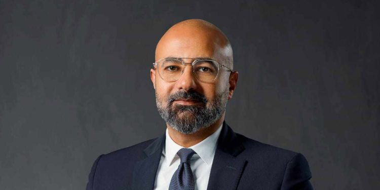 كريم وهبه، رئيس إدارة التسويق والاتصال المؤسسى فى ميد بنك