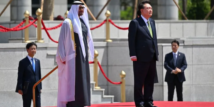 كوريا الجنوبية والإمارات توقعان اتفاقية شراكة اقتصادية شاملة