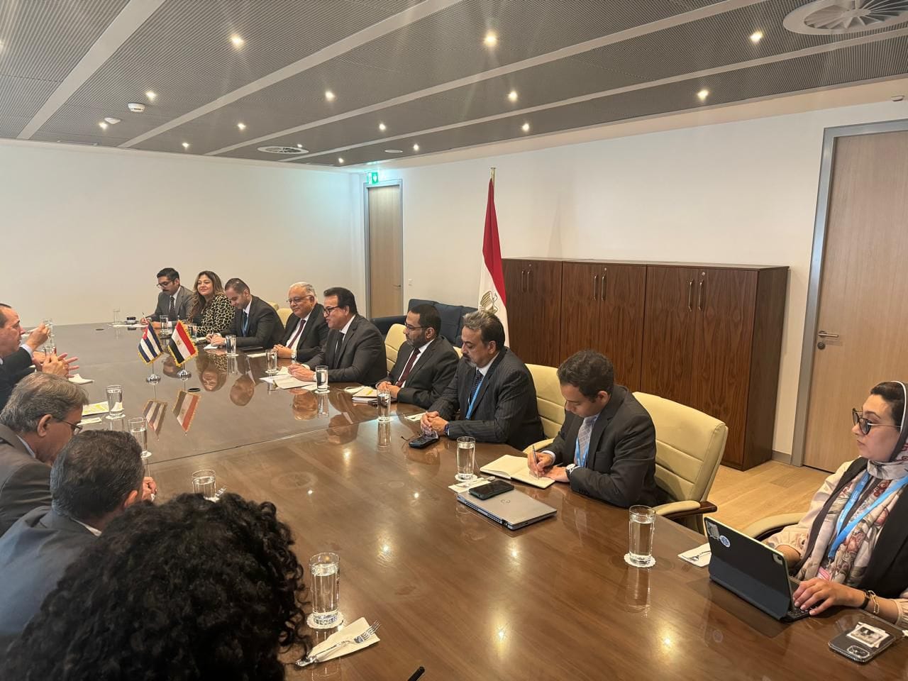 وزير الصحة يبحث مستجدات التعاون مع كوبا بمجال تصنيع الأدوية