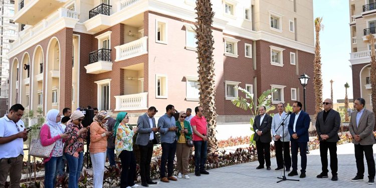 رئيس الوزراء: الفجوة الدولارية هى المرض المزمن للاقتصاد المصرى