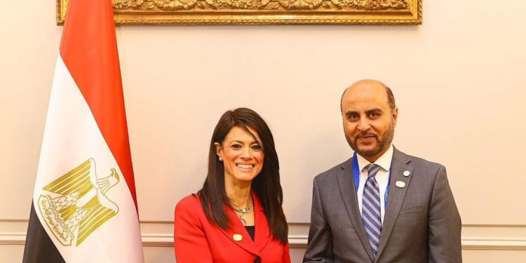 مصر تبحث مع "الأوبك" زيادة الجهود لتمكين القطاع الخاص محليًا