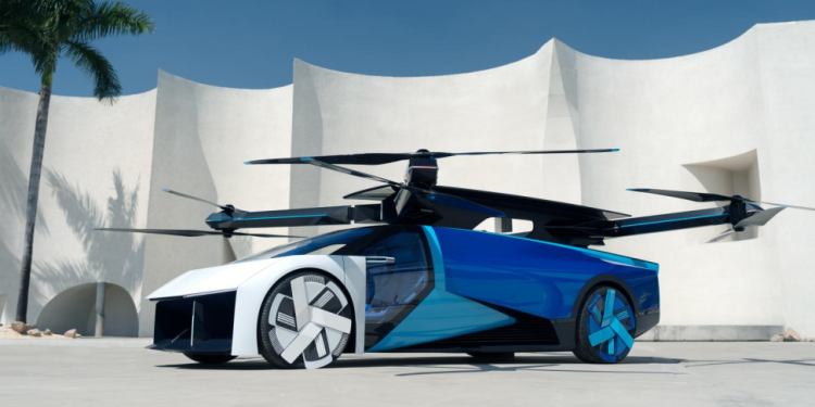 "إكس بنج" الصينية تبدأ تلقّي الطلب المسبق لسيارتها الطائرة هذا العام