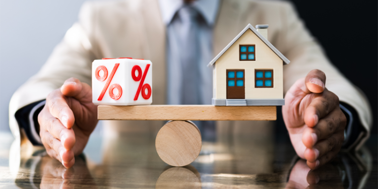 تثبيت الفائدة ؛ القطاع العقارى ؛ العقارات ؛ القطاع العقاري