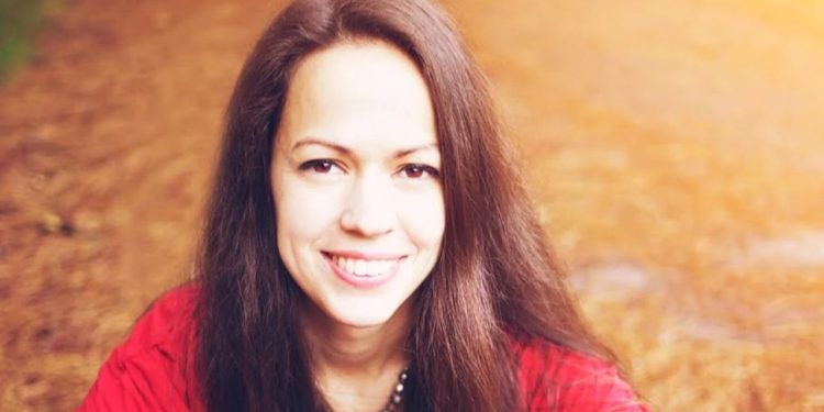 بارمي أولسون، كاتبة عمود لدى "بلومبرج"