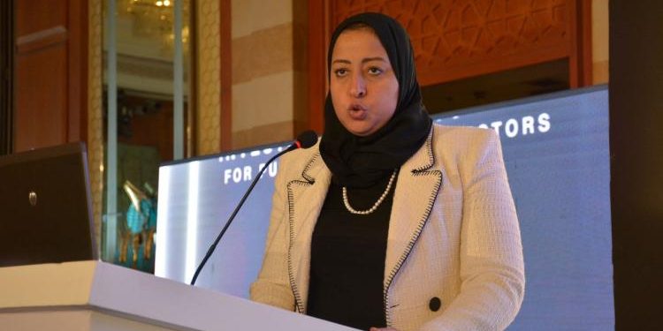 نسرين لاشين رئيس وحدة دعم المستثمرين بوزارة المالية