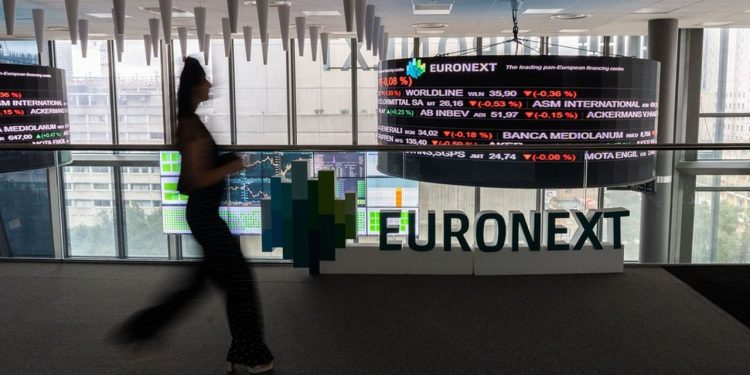 بورصة باريس ؛ الأسهم الأوروبية ؛ يورونيكست