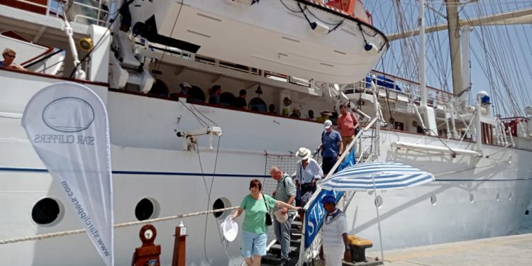 السياح في بورسعيد