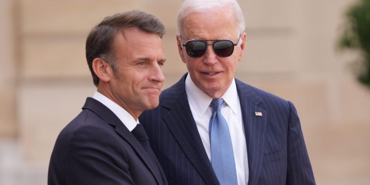 بايدن وماكرون