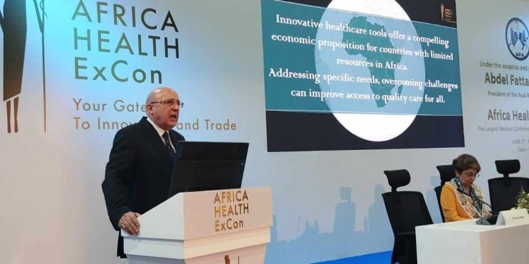 وزير الصحة الأسبق: المؤتمر الطبى الأفريقى يعيد هيكلة الرعاية الصحية فى القارة