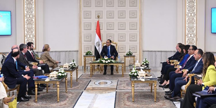 2.8 مليار دولار تمويلات "الاستثمار الأوروبى" لمصر من 2020 إلى 2023