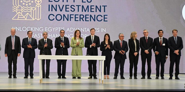 الاتفاق بين صندوق مصر السيادى و"أوراسكوم للإنشاءات" و"سكاتك النرويجية" و"فيرتيجلوب"