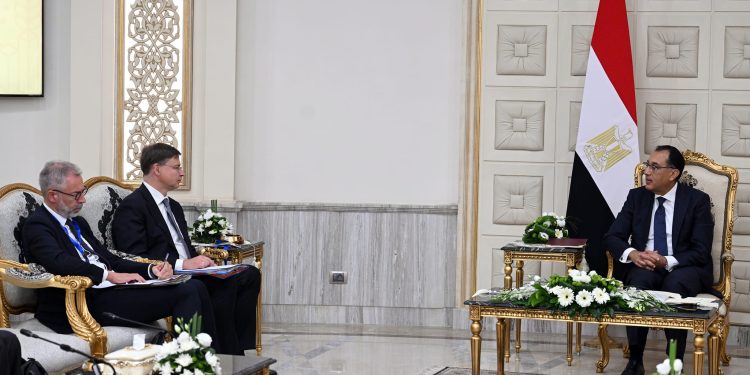 مدبولى: نسعى لزيادة التبادل التجارى مع أوروبا وتحويل المساعدات إلى استثمارات