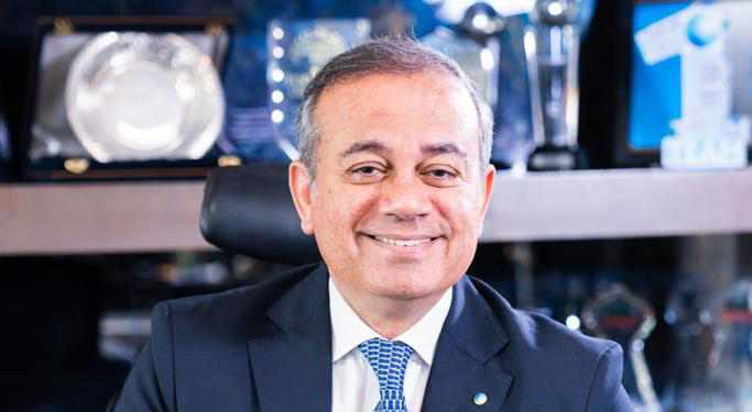 محمد على، الرئيس التنفيذى والعضو المنتدب لمصرف أبوظبى الإسلامى - مصر