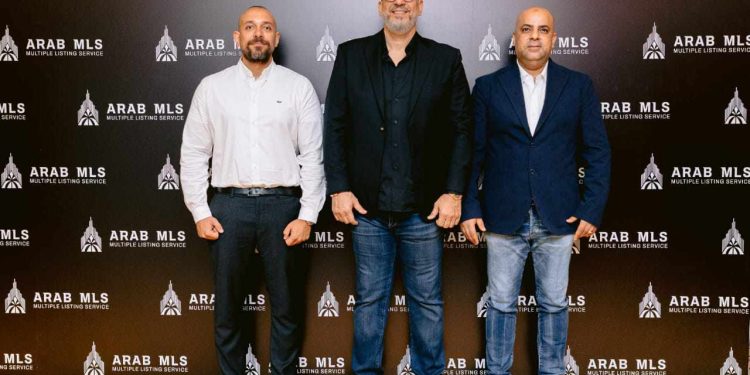 "مصر العقارية" توقع عقد شراكة مع "نيو أفنيو" للاستثمار العقارى